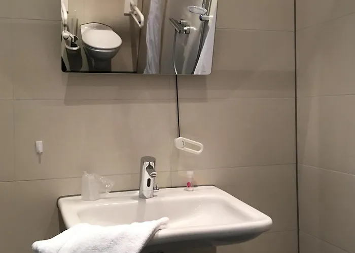 斯马蒂诺酒店 施韦比施哈尔